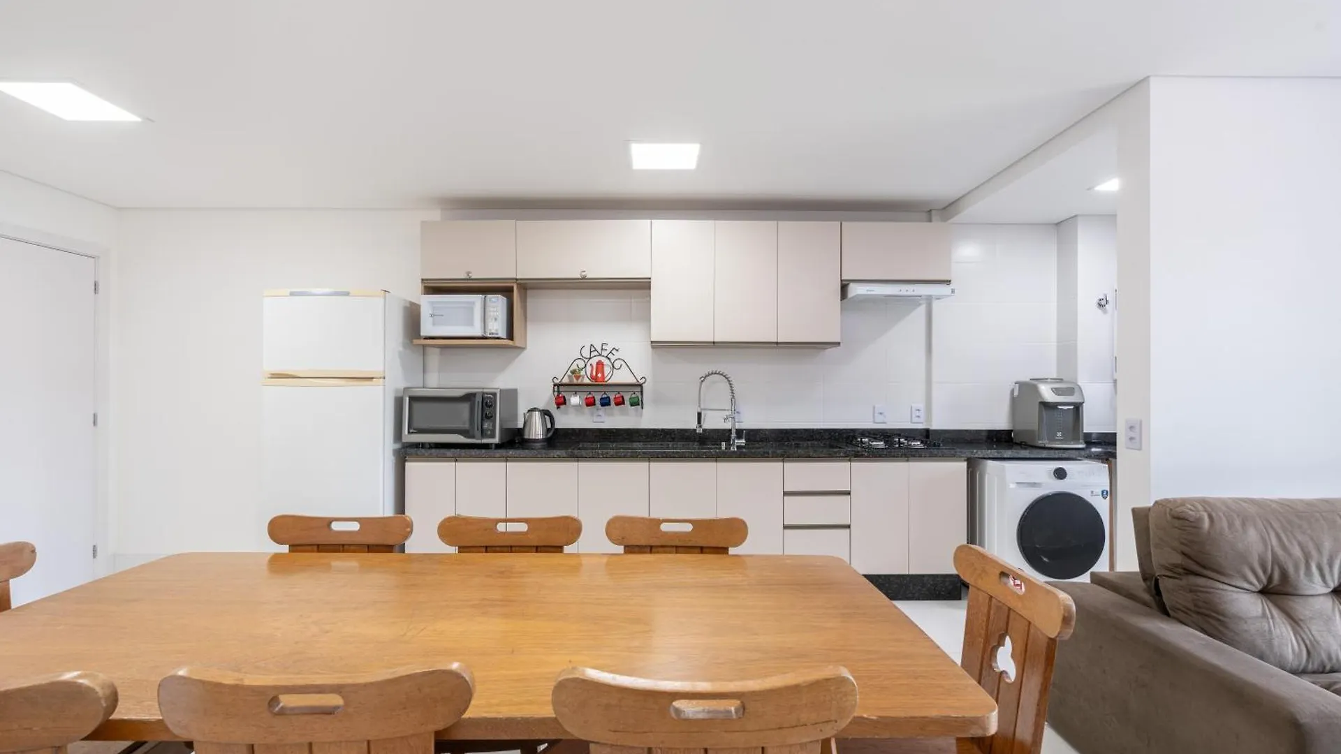 Appartement Apto Pe Na Areia Vista Mar Incrivel Condo Resort Completo Com Piscina Infinita, Beach Tennis, Academia, Sala De Jogos, Brinquedoteca, Playground E Portaria 24H 3 Quartos Com Ar-Condicionado, Churrasqueira Privativa Reserve Agora E Viva Essa Experienc Piçarras
