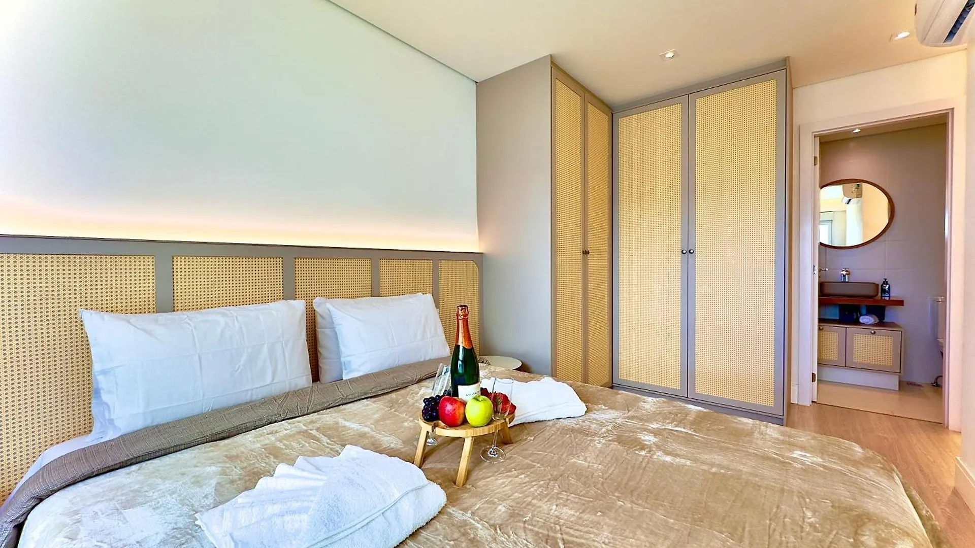 Appartement Apto Pe Na Areia Vista Mar Incrivel Condo Resort Completo Com Piscina Infinita, Beach Tennis, Academia, Sala De Jogos, Brinquedoteca, Playground E Portaria 24H 3 Quartos Com Ar-Condicionado, Churrasqueira Privativa Reserve Agora E Viva Essa Experienc Piçarras