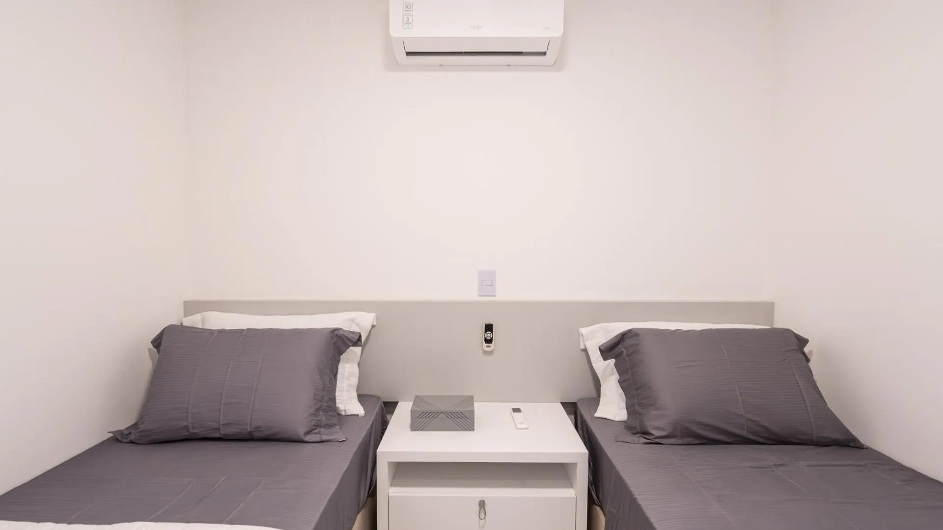 Apto Pe Na Areia Vista Mar Incrivel Condo Resort Completo Com Piscina Infinita, Beach Tennis, Academia, Sala De Jogos, Brinquedoteca, Playground E Portaria 24H 3 Quartos Com Ar-Condicionado, Churrasqueira Privativa Reserve Agora E Viva Essa Experienc Piçarras 0*,