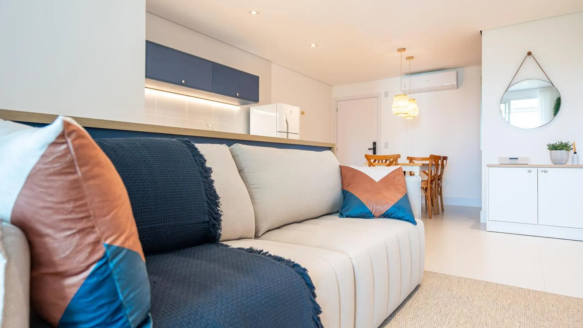 Lägenhet Apto Pe Na Areia Vista Mar Incrivel Condo Resort Completo Com Piscina Infinita, Beach Tennis, Academia, Sala De Jogos, Brinquedoteca, Playground E Portaria 24H 3 Quartos Com Ar-Condicionado, Churrasqueira Privativa Reserve Agora E Viva Essa Experienc Piçarras