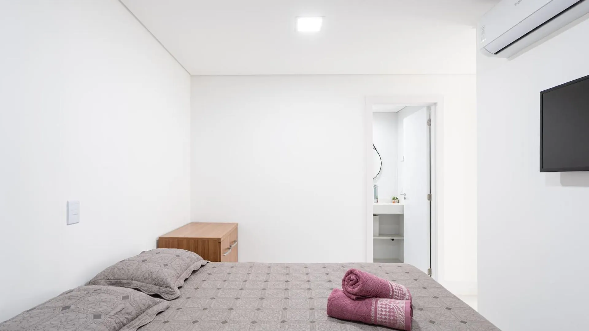 Apto Pe Na Areia Vista Mar Incrivel Condo Resort Completo Com Piscina Infinita, Beach Tennis, Academia, Sala De Jogos, Brinquedoteca, Playground E Portaria 24H 3 Quartos Com Ar-Condicionado, Churrasqueira Privativa Reserve Agora E Viva Essa Experienc Piçarras 0*,