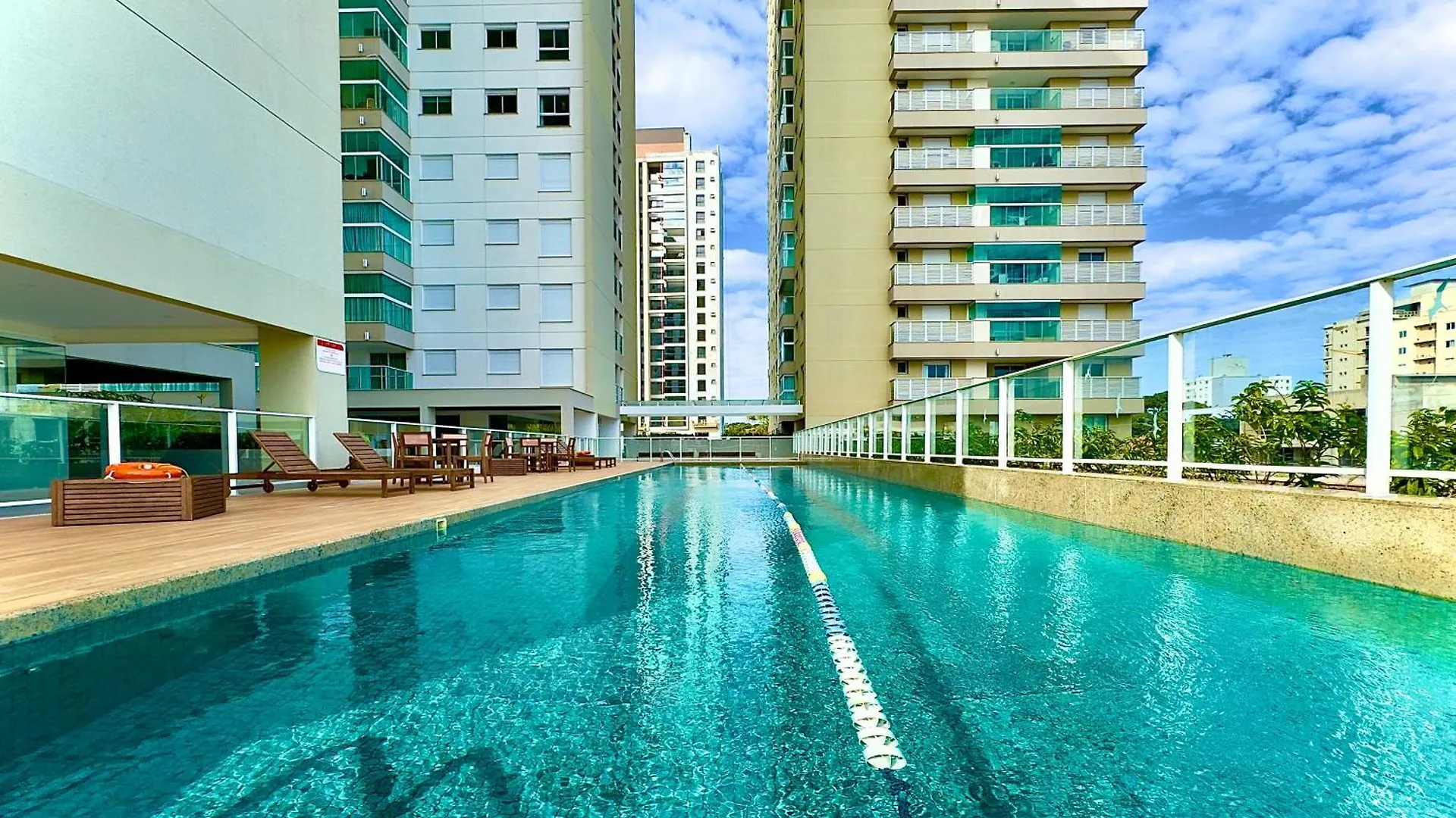 Apto Pe Na Areia Vista Mar Incrivel Condo Resort Completo Com Piscina Infinita, Beach Tennis, Academia, Sala De Jogos, Brinquedoteca, Playground E Portaria 24H 3 Quartos Com Ar-Condicionado, Churrasqueira Privativa Reserve Agora E Viva Essa Experienc Piçarras